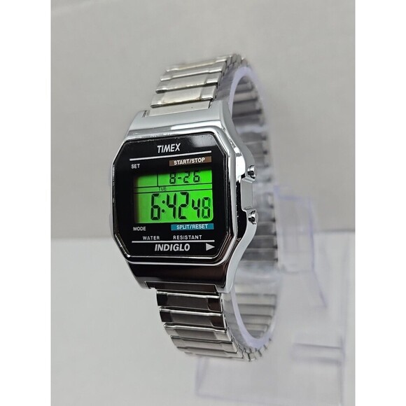Timex Classic Digital Watch Indiglo 34mm WR30M Speidel Expansion New Battery - Picture 5 of 12
